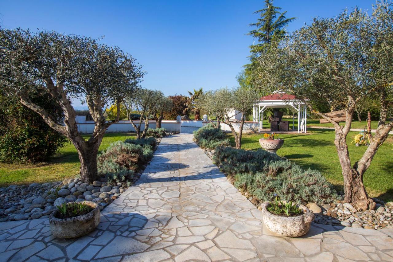 Villa Au Temps Suspendu à Saint-Martin-d'Oydes Extérieur photo